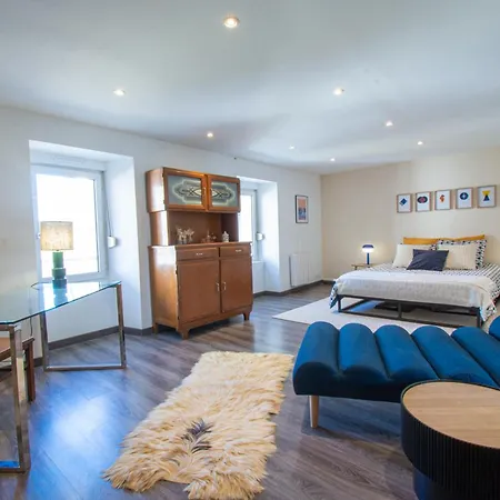 Coeur De Presqu'ile I Maison Spacieuse Avec Cour Interieure بيت للعطل